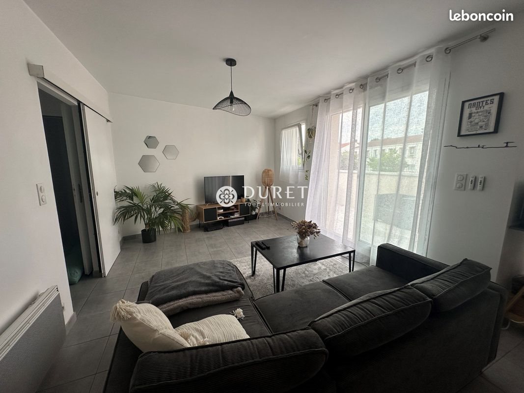 Appartement à louer, 76m², Vallet