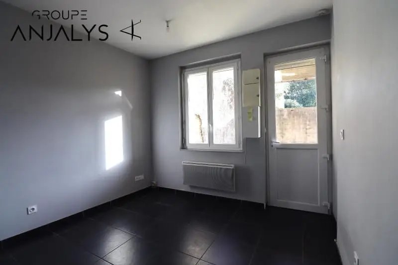 Appartement à louer, 27m², Vénissieux