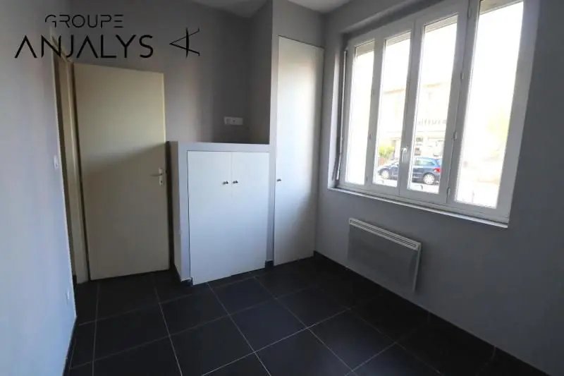 Appartement à louer, 27m², Vénissieux