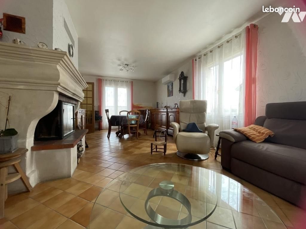 Maison à vendre, 110m², Sarry