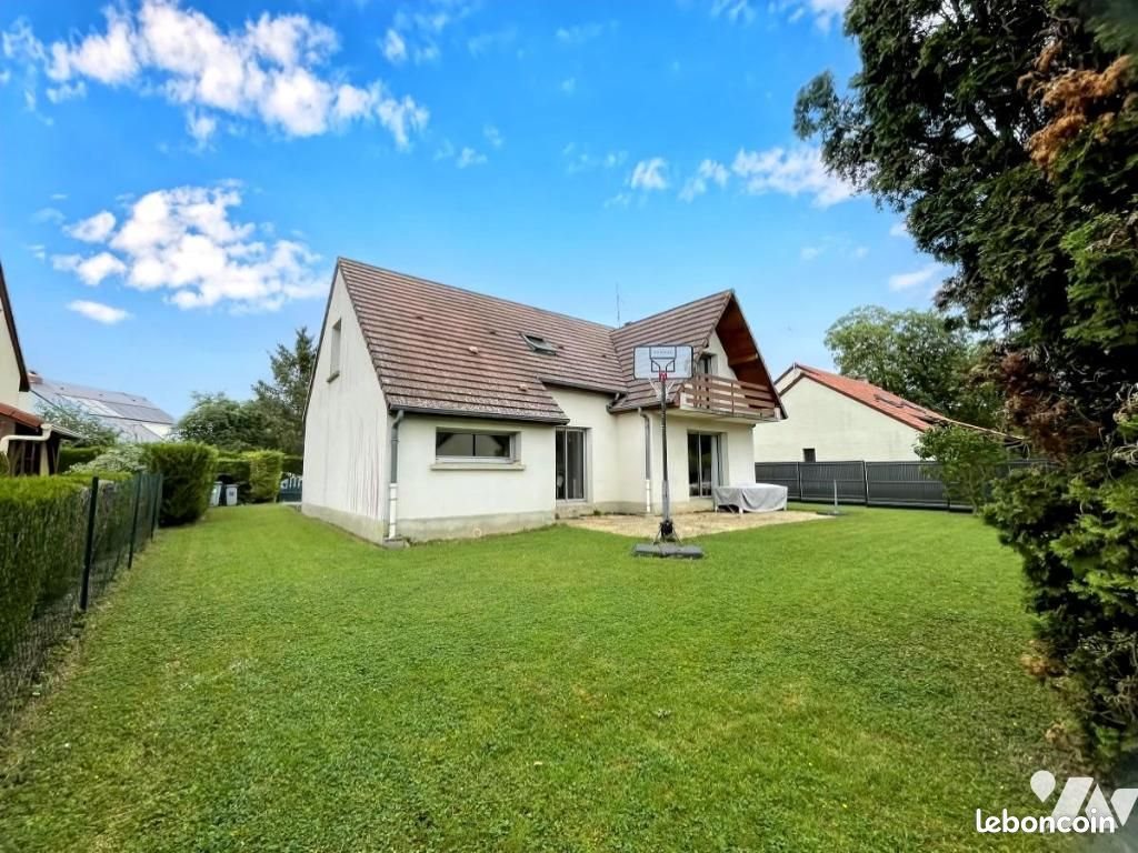 Maison à vendre, 105m², Sarry