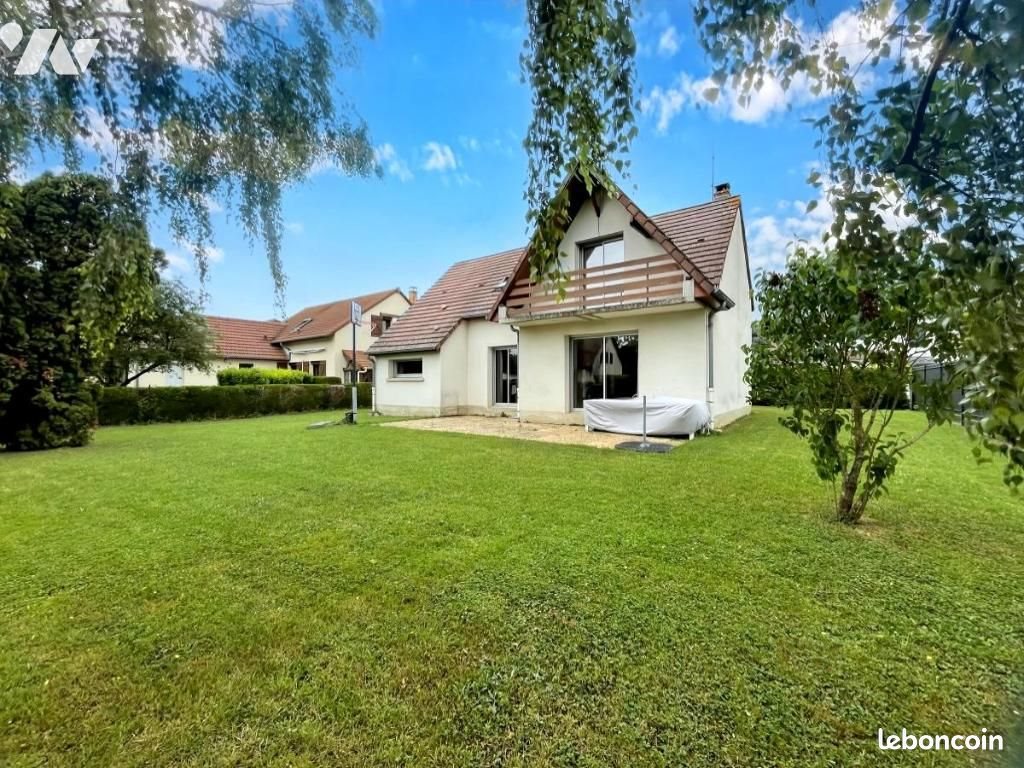 Maison à vendre, 105m², Sarry