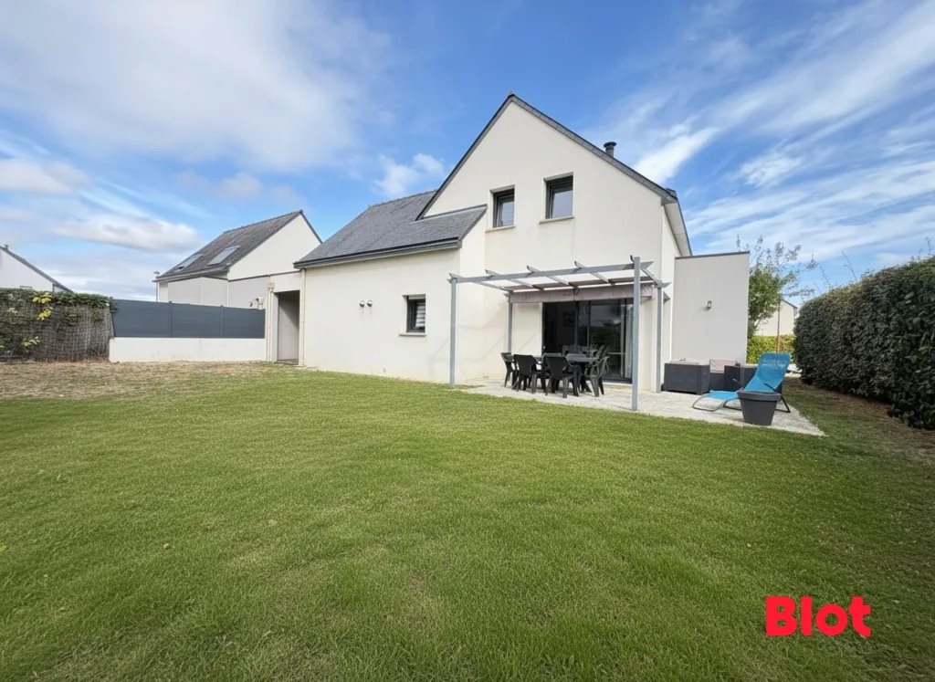 Maison à vendre, 117m², Bédée