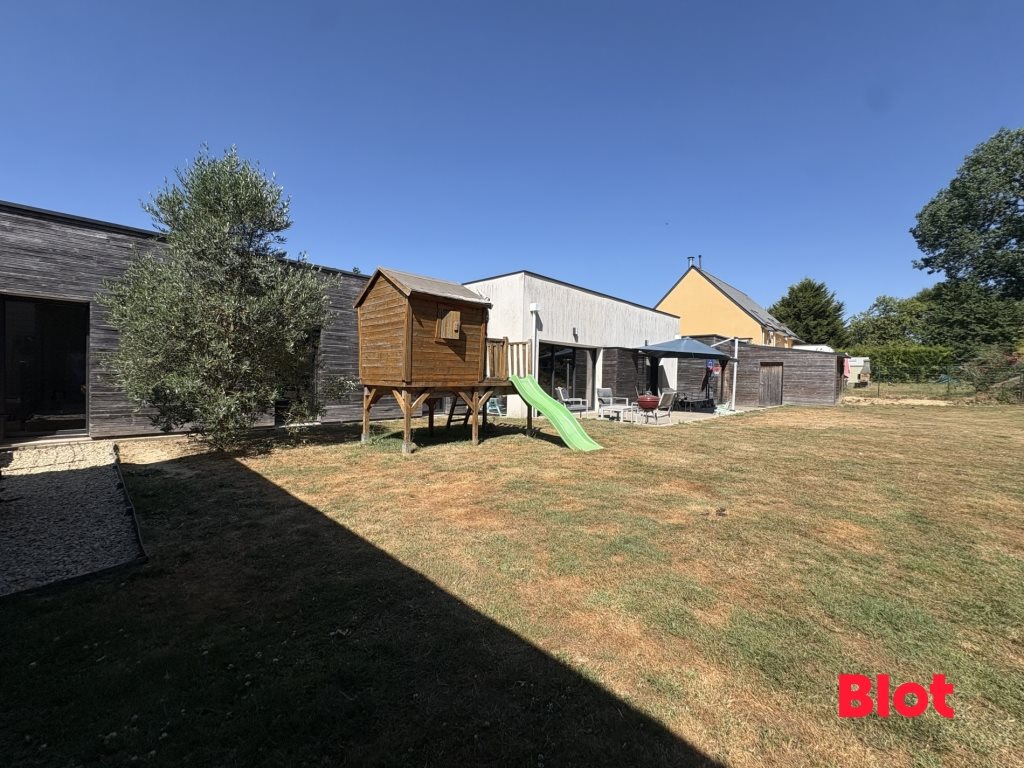 Maison à vendre, 155m², Saint-Péran