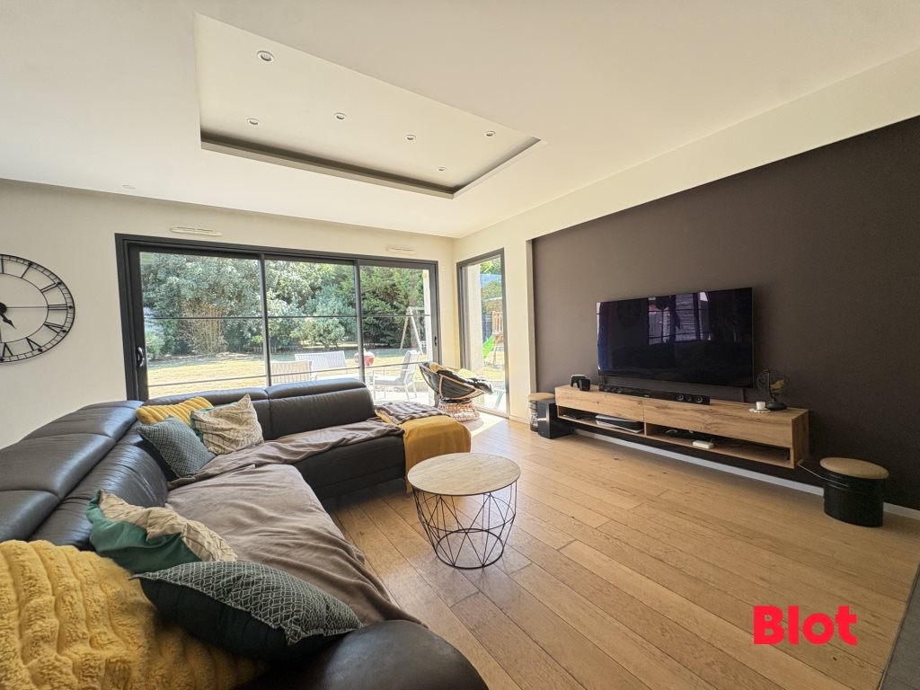 Maison à vendre, 155m², Saint-Péran