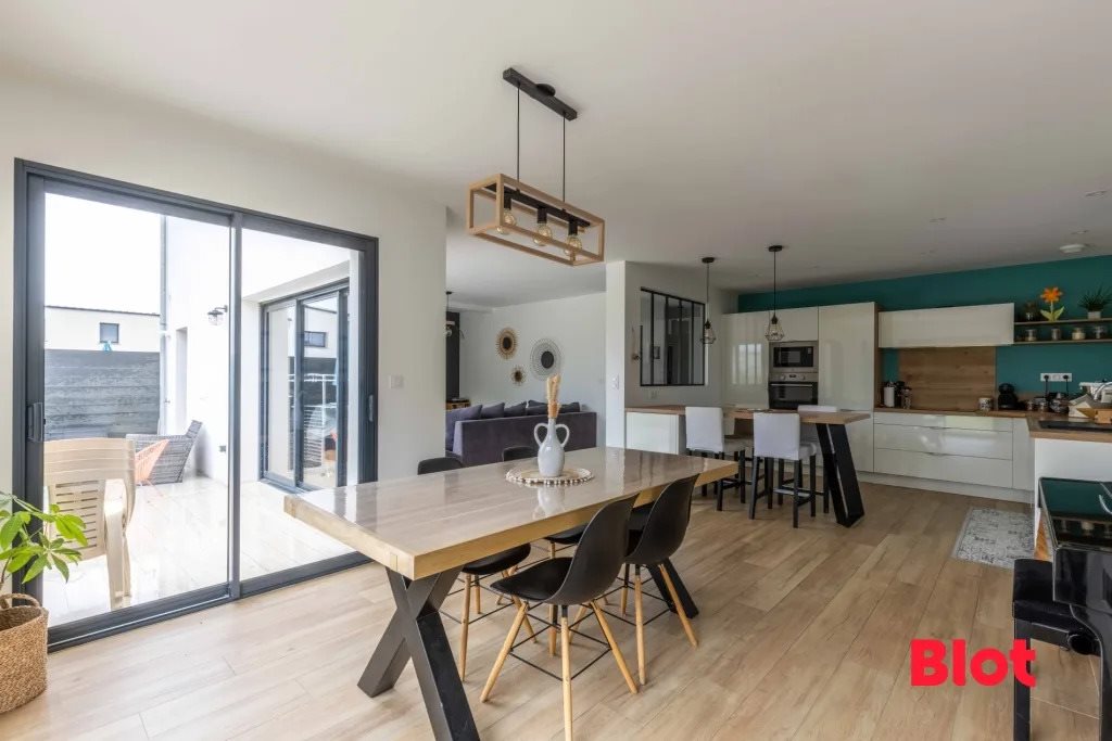 Maison à vendre, 172m², Bédée
