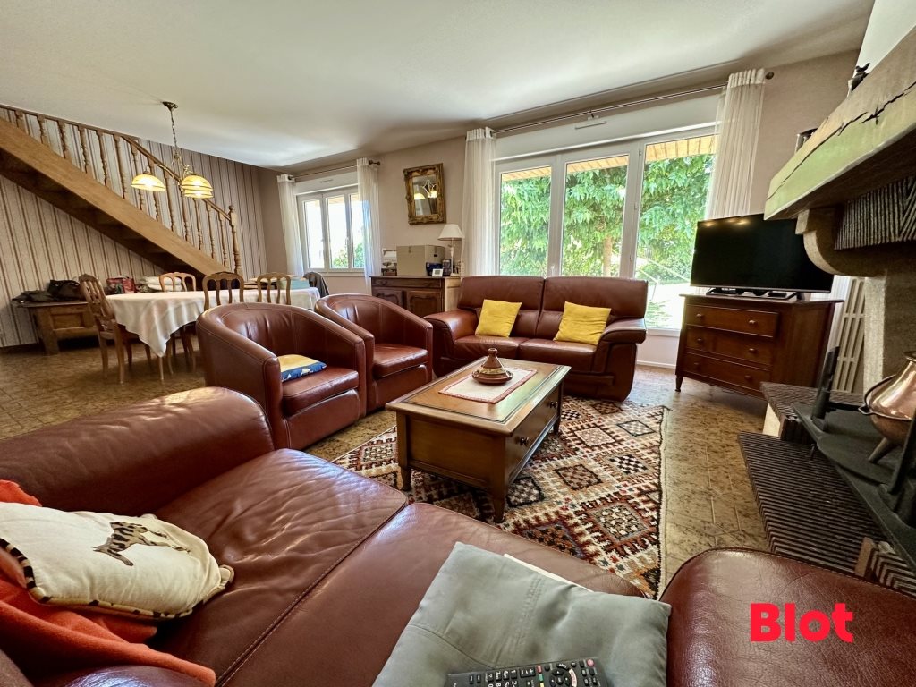 Maison à vendre, 147m², Montfort-sur-Meu