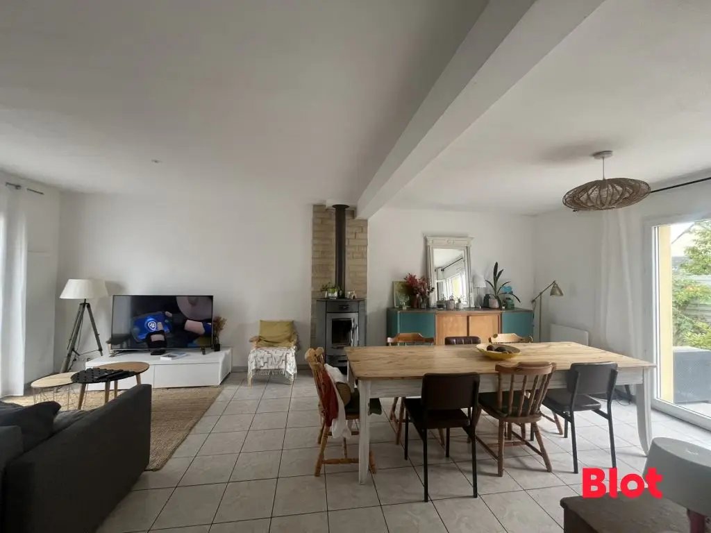 Maison à louer, 112m², Breteil
