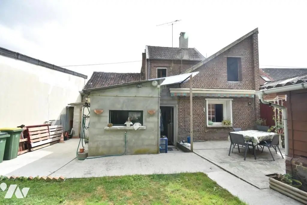 Maison à vendre, 3m², Boves
