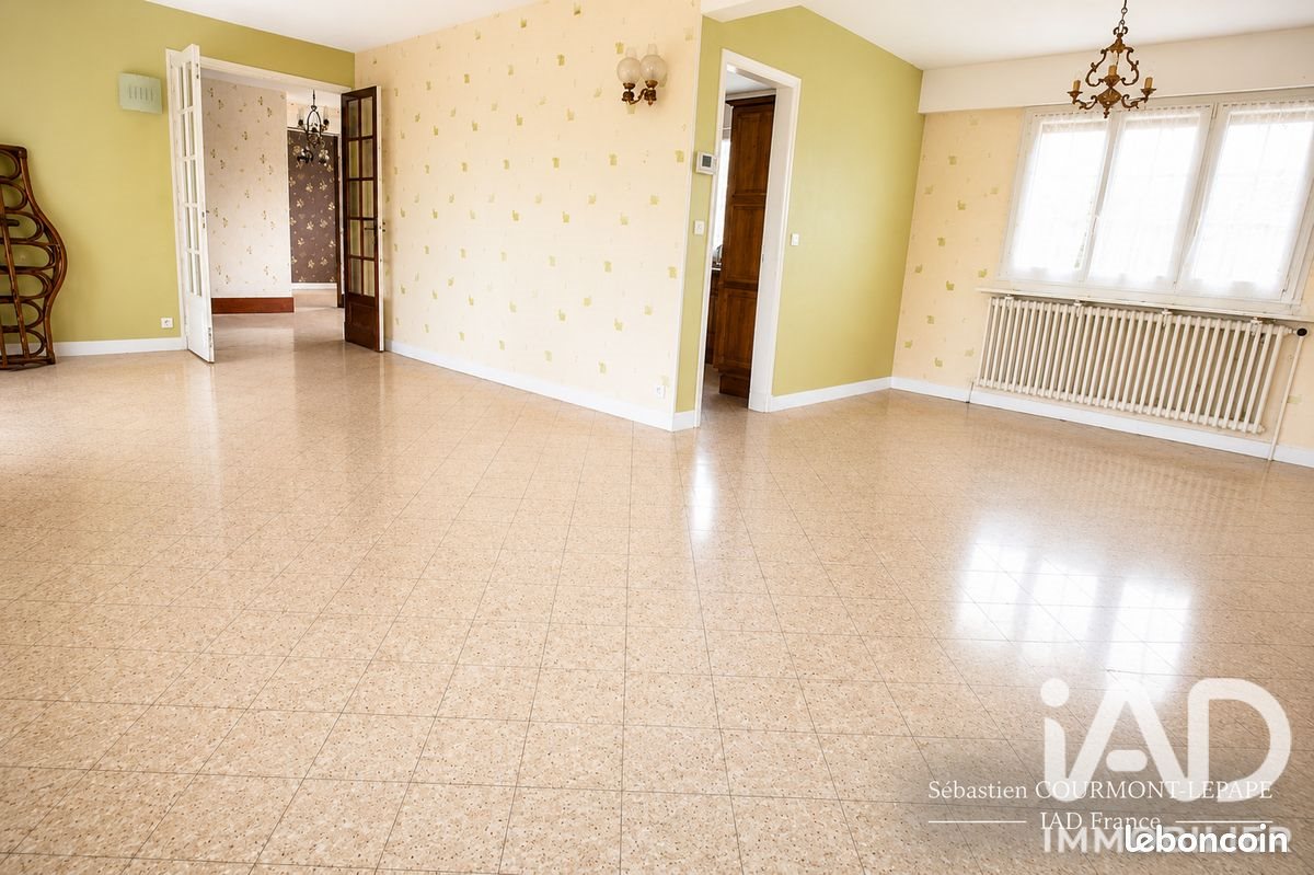 Maison à vendre, 169m², Lachapelle-Saint-Pierre