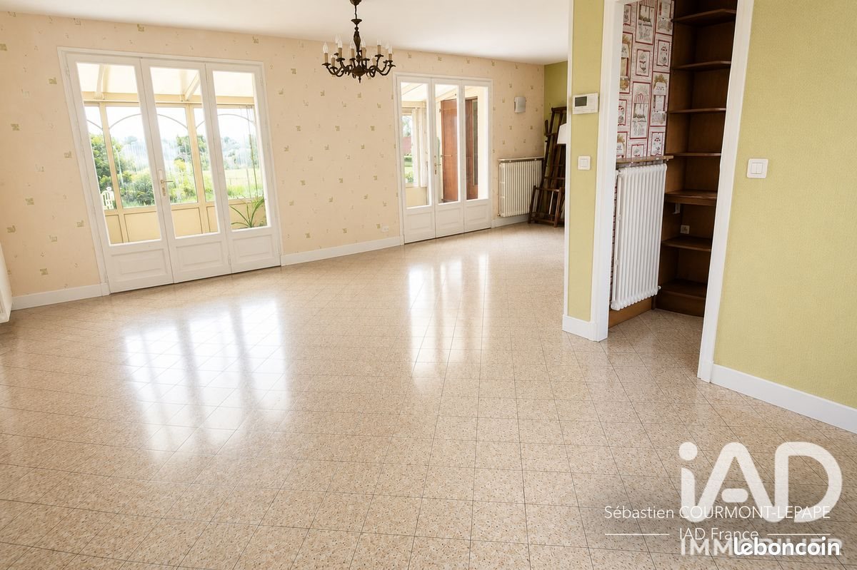 Maison à vendre, 169m², Lachapelle-Saint-Pierre