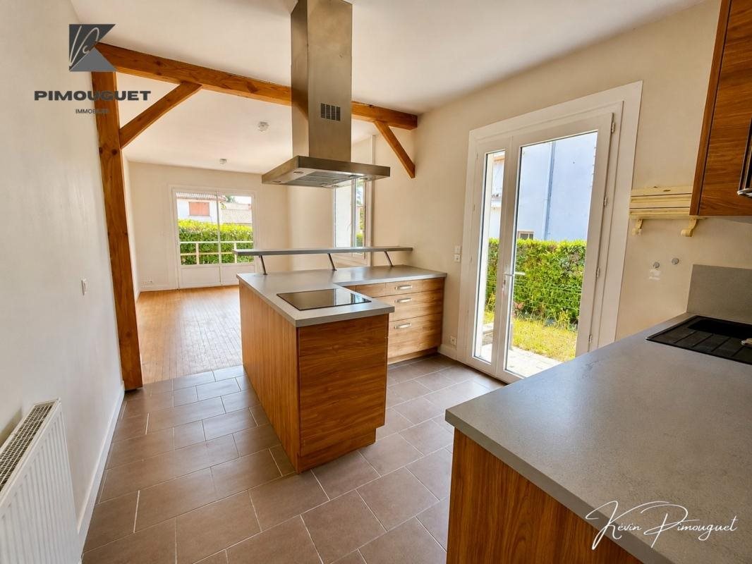 Maison à vendre, 102m², Pineuilh