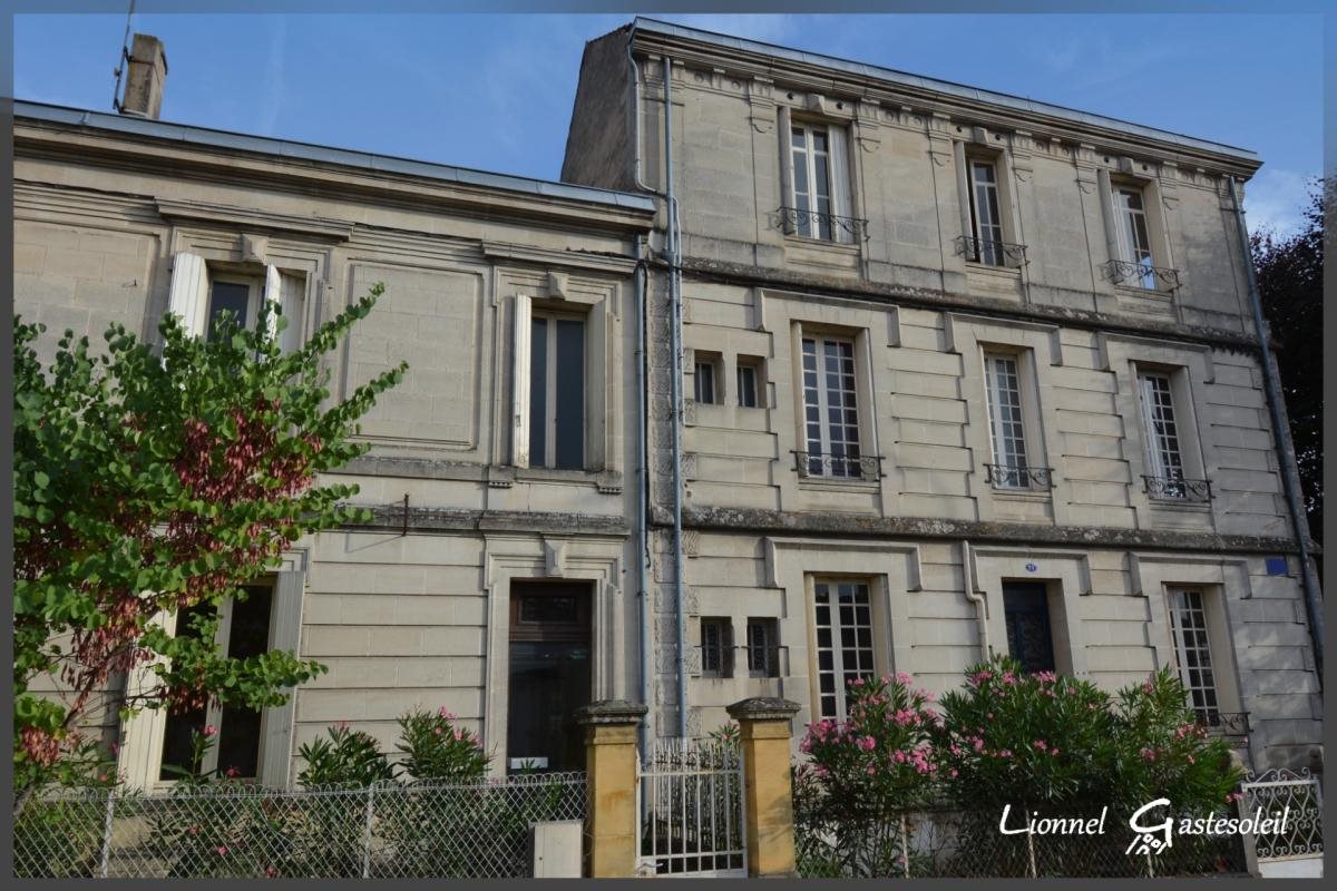 Maison à vendre, 345m², Sainte-Foy-la-Grande