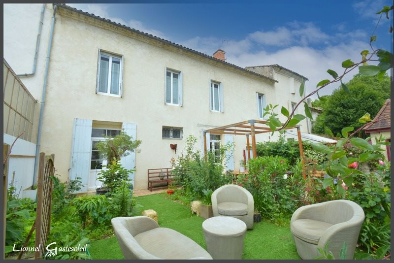Maison à vendre, 216m², Sainte-Foy-la-Grande