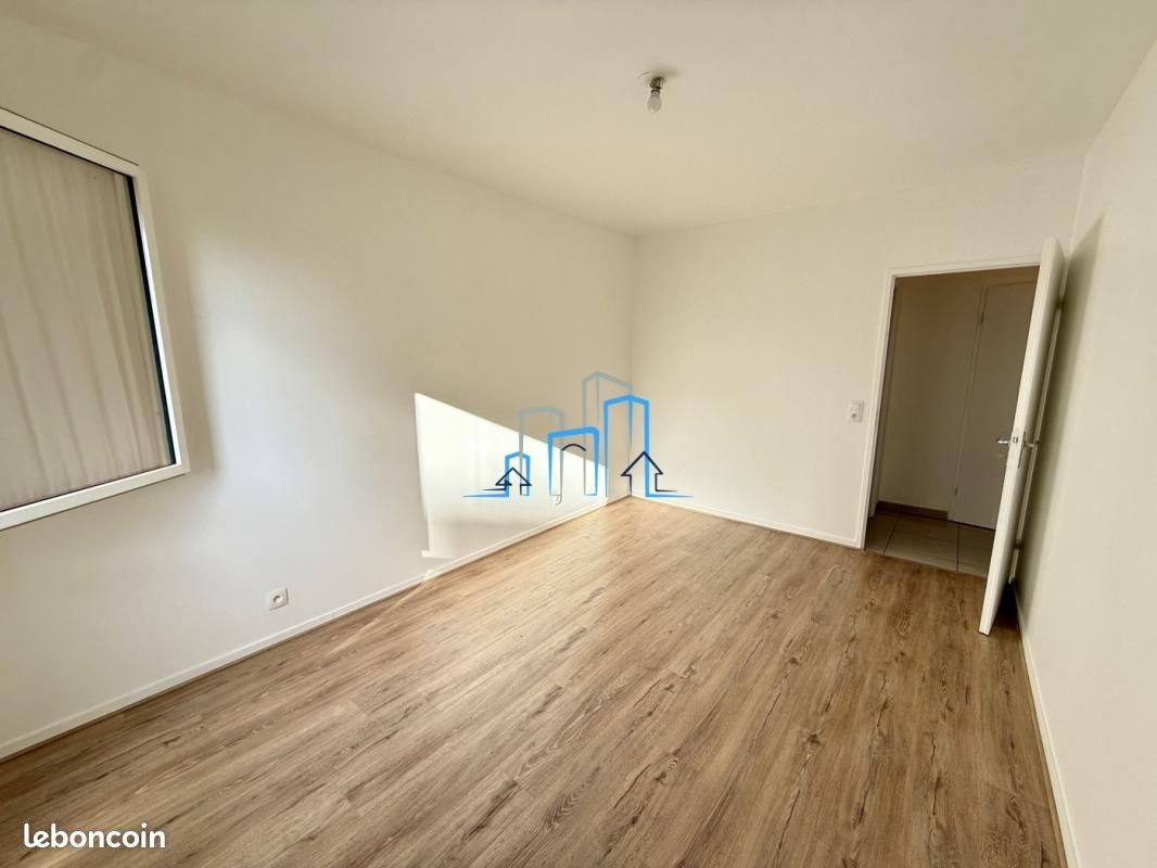 Appartement à louer, 70m², Aubervilliers