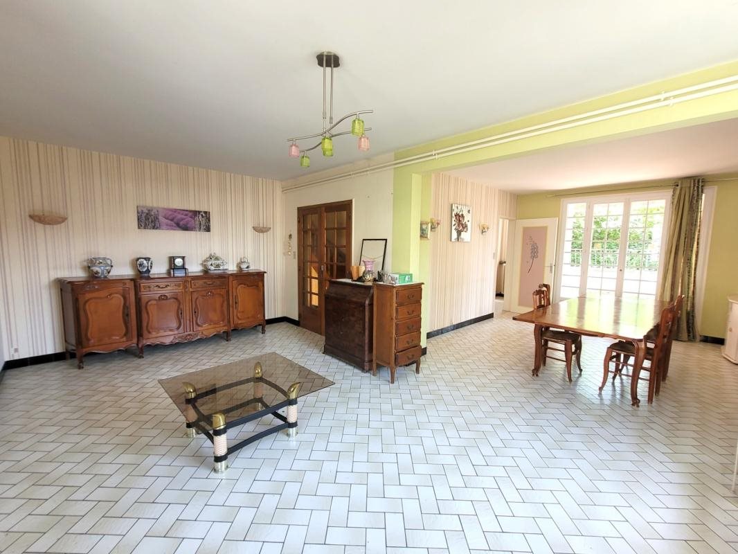 Maison à vendre, 144m², Surat