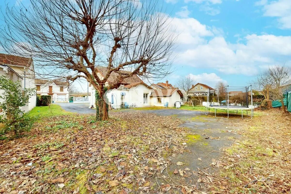 Maison à vendre, 220m², Montpon-Ménestérol
