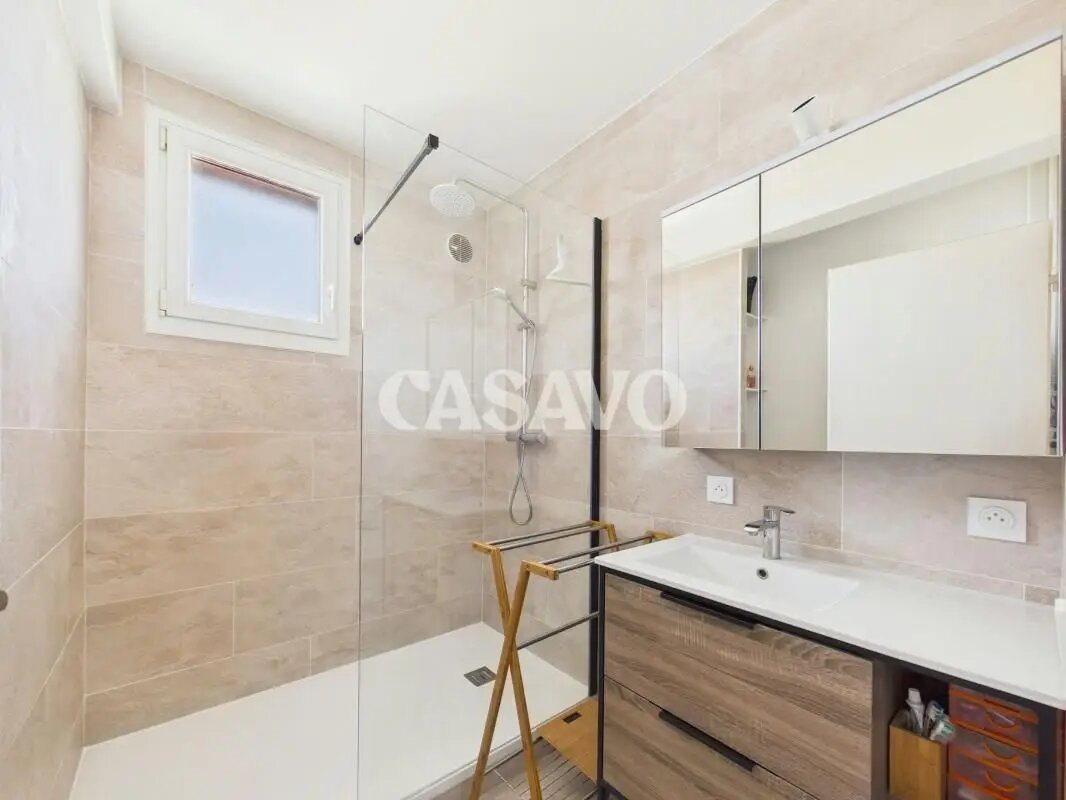 Appartement à vendre, 75m², Décines-Charpieu
