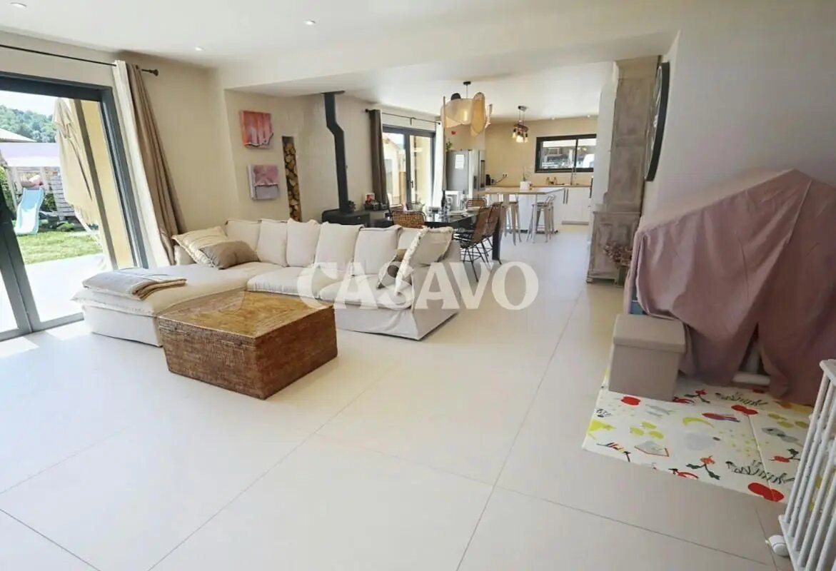 Maison à vendre, 220m², Eyzin-Pinet