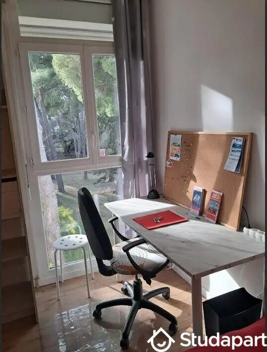 Appartement à louer, 12m², Marseille 8ème
