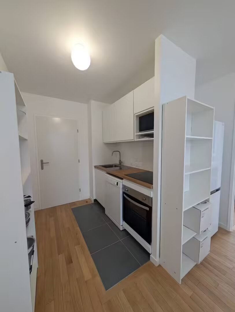 Maison à louer, 74m², Paris 18ème