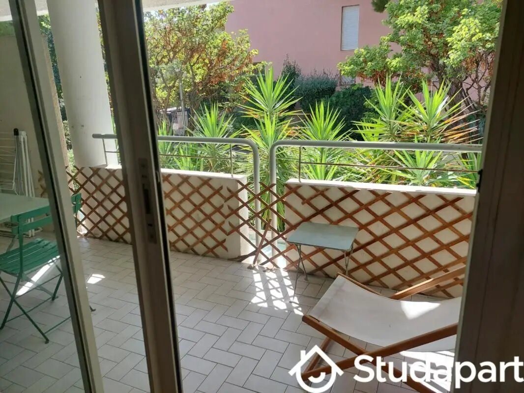 Appartement à louer, 71m², Marseille 8ème