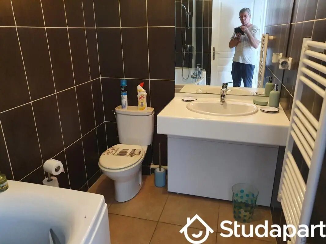 Appartement à louer, 40m², Marseille 8ème