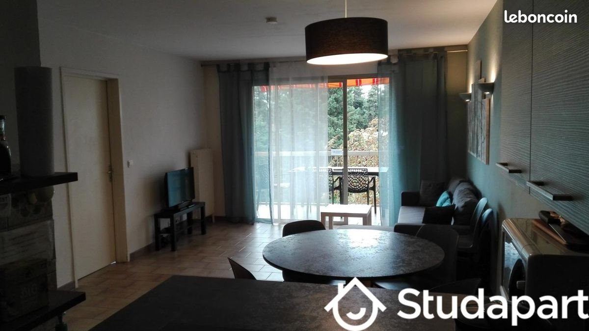 Appartement à louer, 59m², Antibes