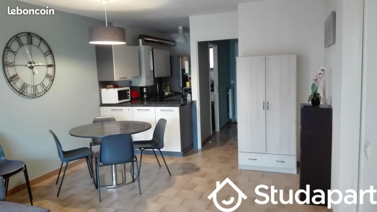 Appartement à louer, 59m², Antibes