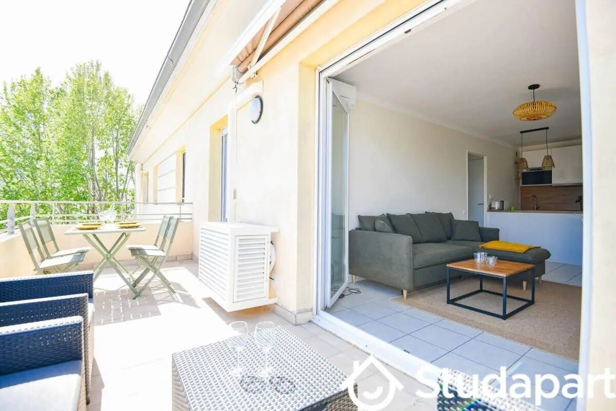 Appartement à louer, 33m², Marseille 8ème