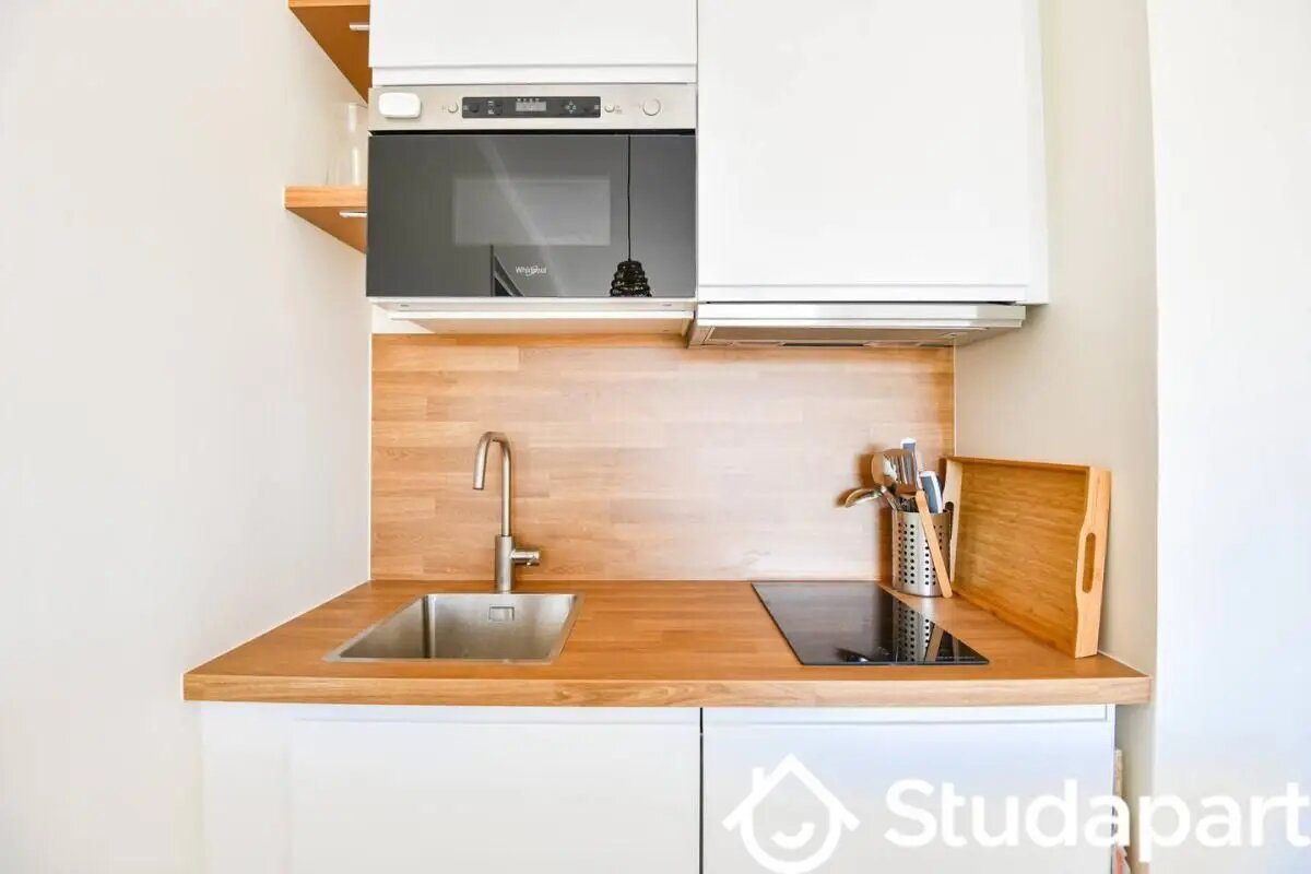 Appartement à louer, 33m², Marseille 8ème