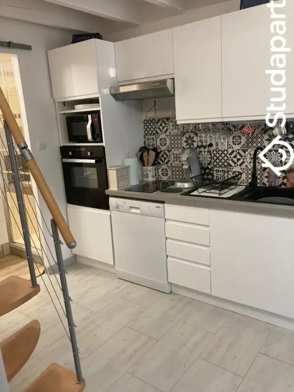 Maison à louer, 22m², Garéoult