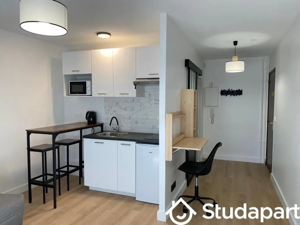 Appartement à louer, 25m², Paris 18ème