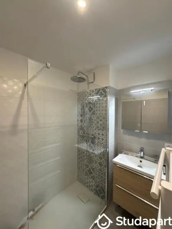 Appartement à louer, 34m², Vallauris
