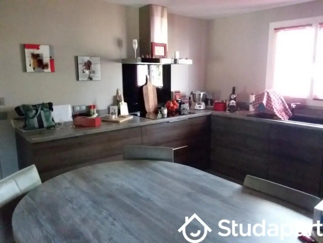 Appartement à louer, 10m², Montussan