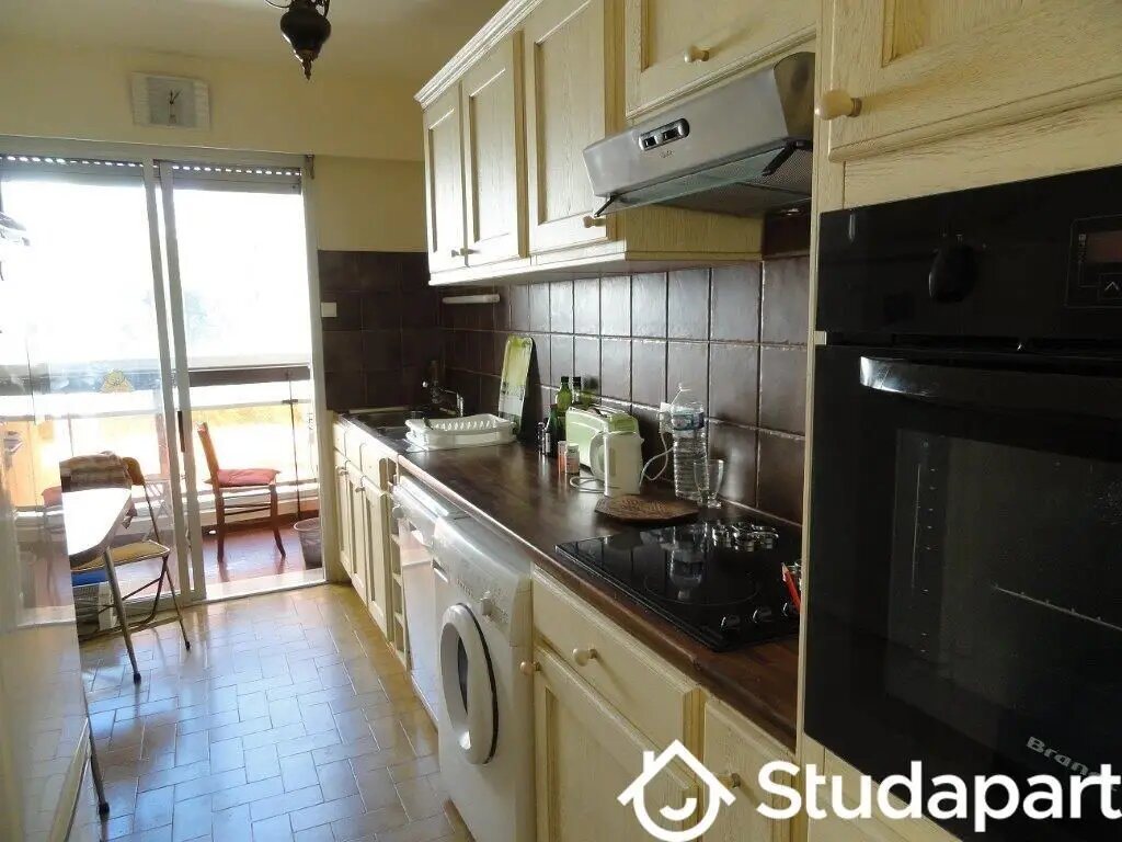 Appartement à louer, 58m², Antibes