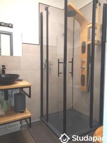 Appartement à louer, 25m², Nîmes