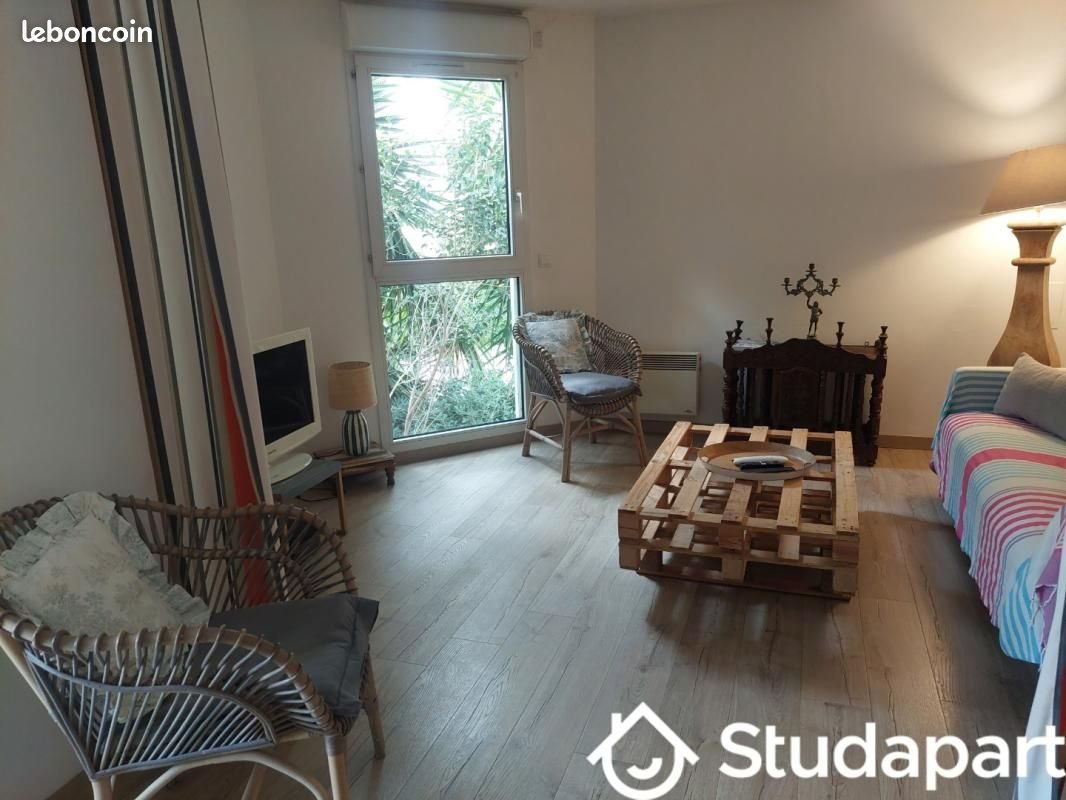 Appartement à louer, 71m², Marseille 8ème
