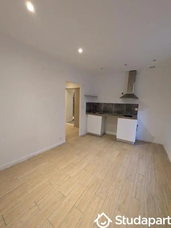 Appartement à louer, 30m², Nîmes