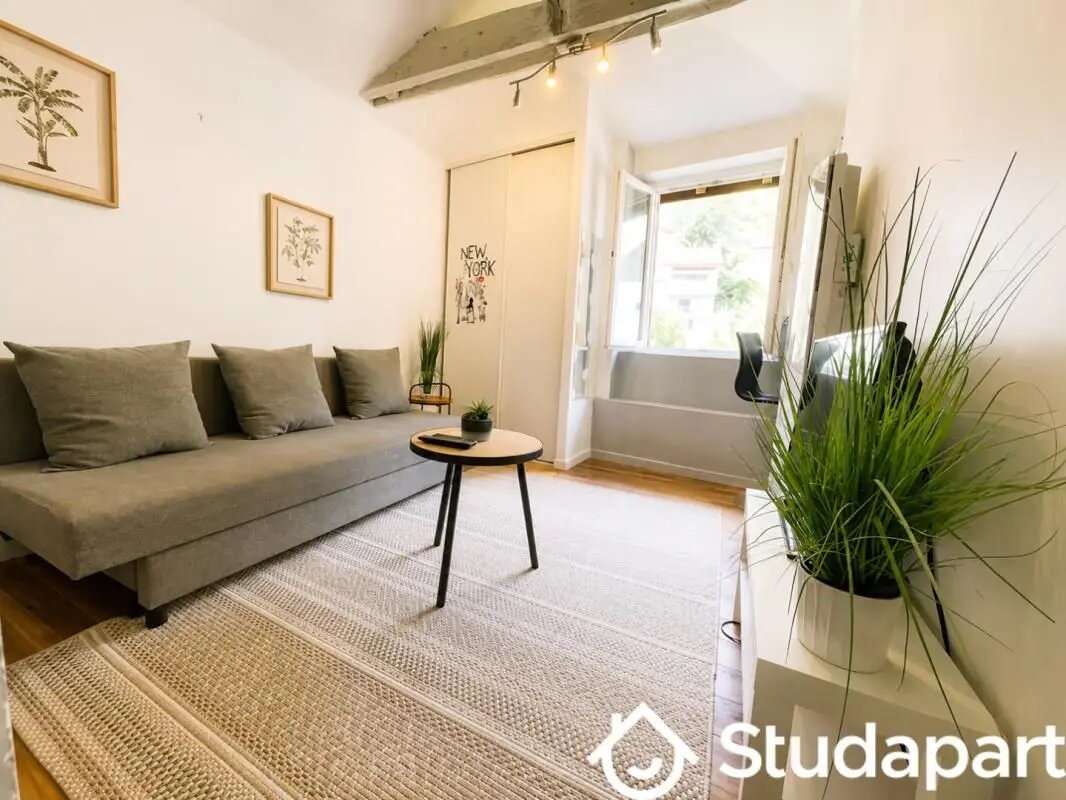 Appartement à louer, 18m², La Tronche
