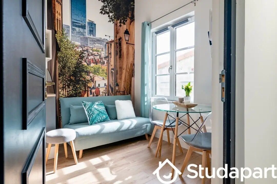Appartement à louer, 19m², Saint-Genis-Laval