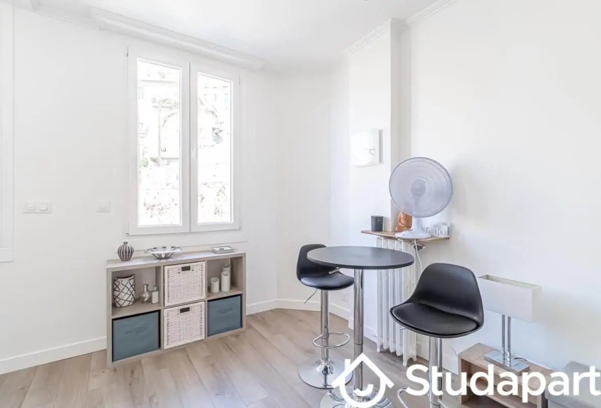 Appartement à louer, 24m², Beausoleil