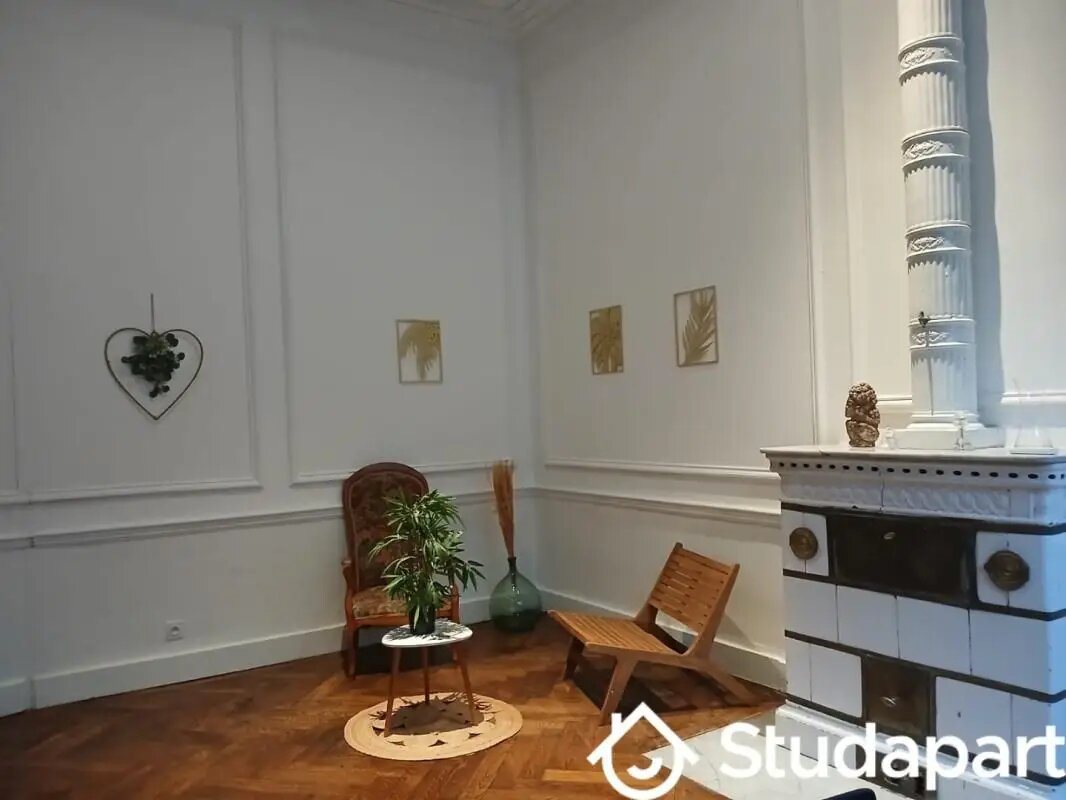 Appartement à louer, 100m², Nîmes