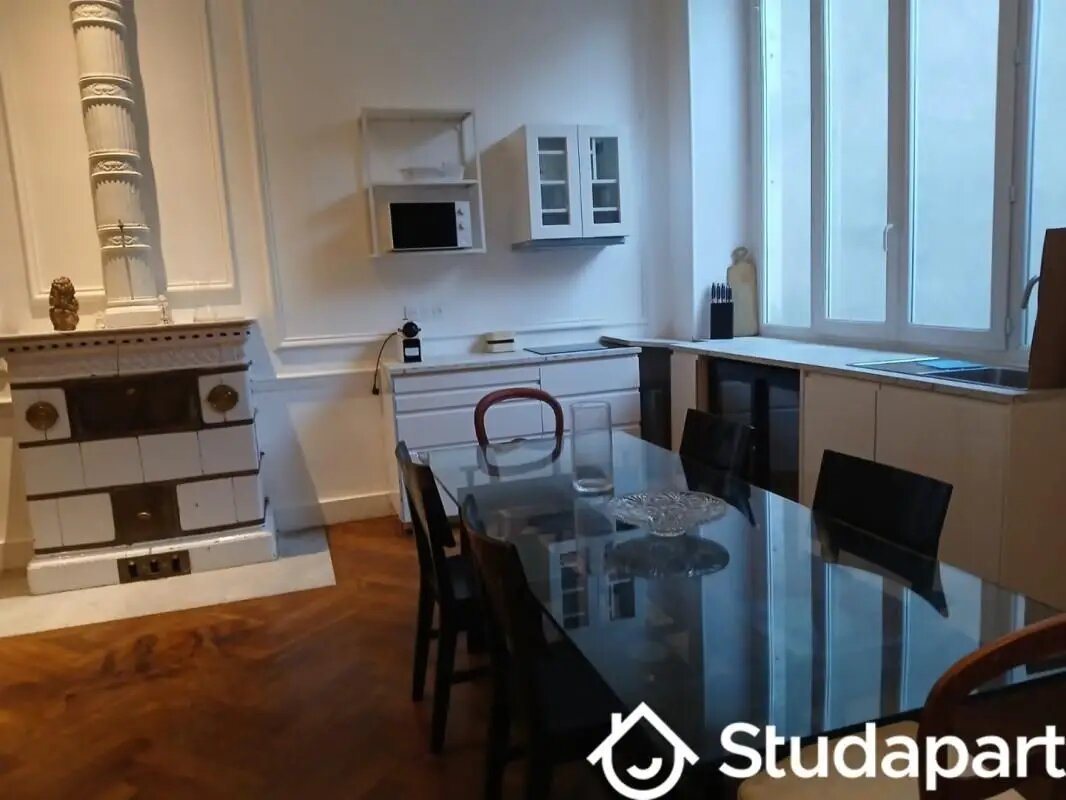 Appartement à louer, 100m², Nîmes