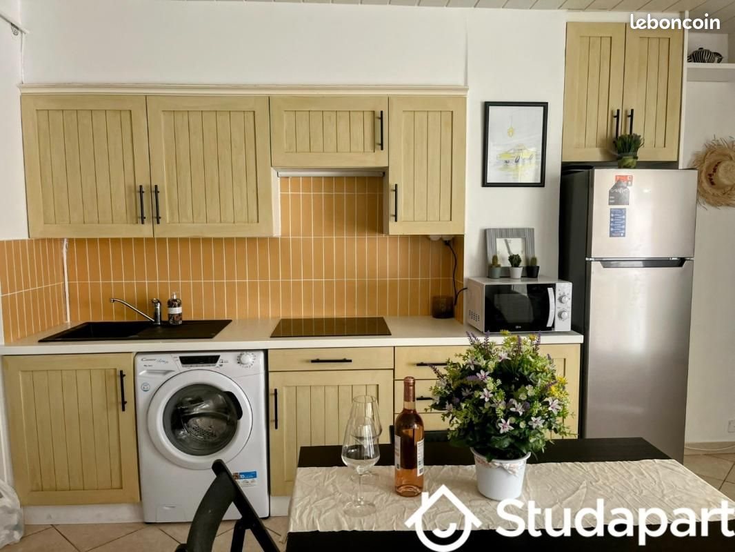 Appartement à louer, 35m², Antibes