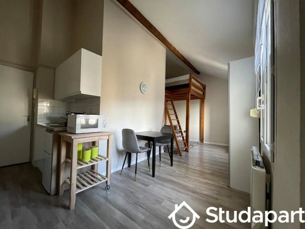 Appartement à louer, 21m², Reims