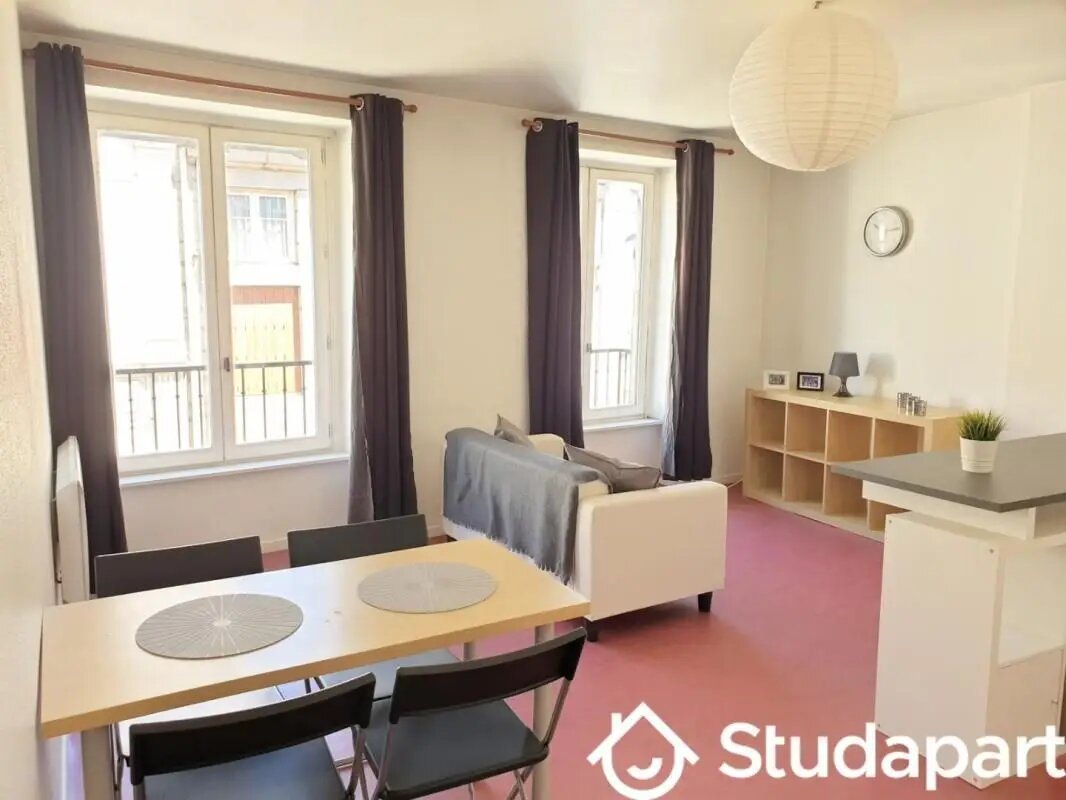 Appartement à louer, 45m², Saint-Etienne