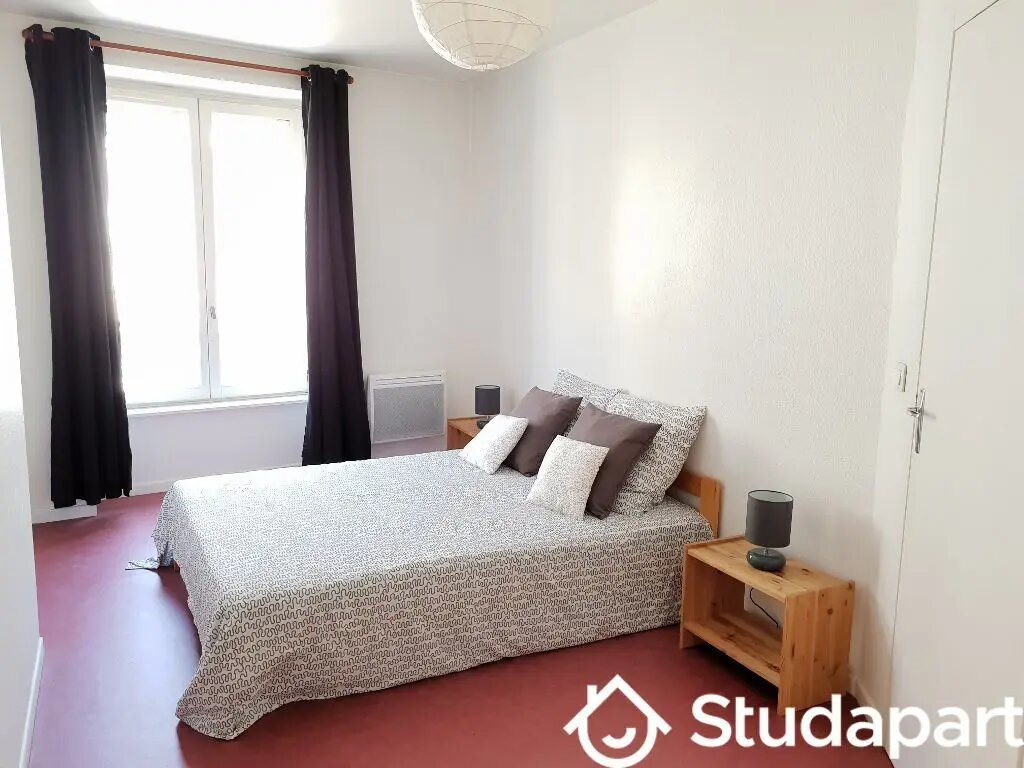 Appartement à louer, 45m², Saint-Etienne