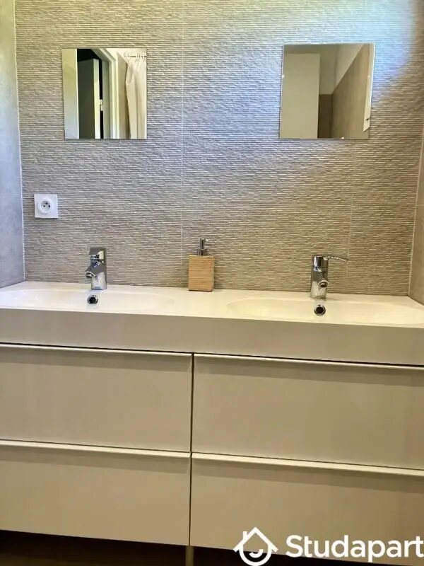 Appartement à louer, 10m², Villeneuve-Loubet