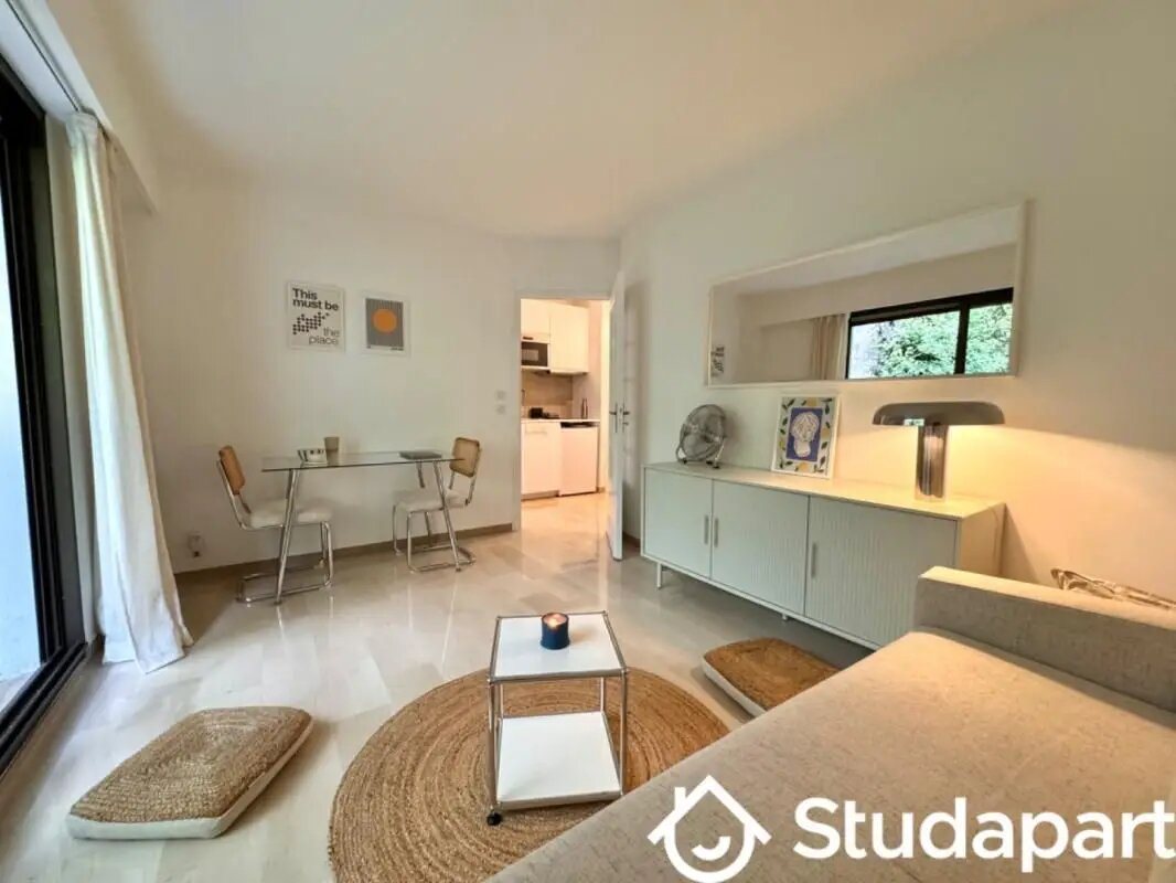 Appartement à louer, 23m², Nice